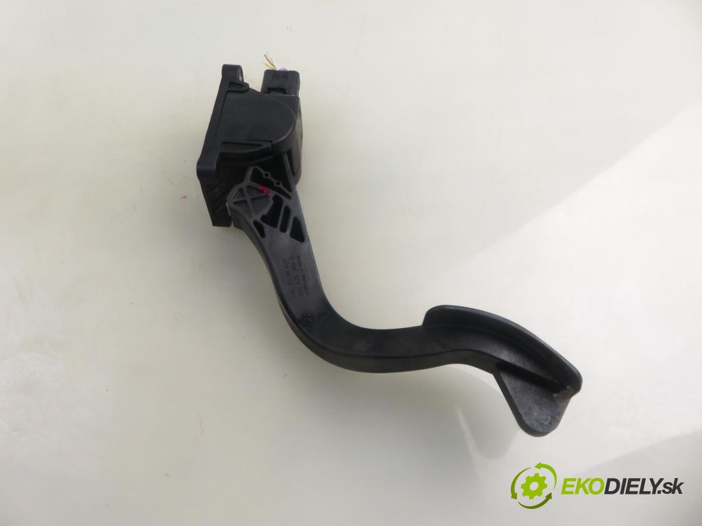 CITROEN C4 Grand Picasso I (UA_) MINIVAN 2006 100,00 2.0 HDi 138 - RHJ (DW10BTED4) 1997,00 Potenciometer plynu 9654725380 ; 0280755044 (Potenciometer plynového pedálu)