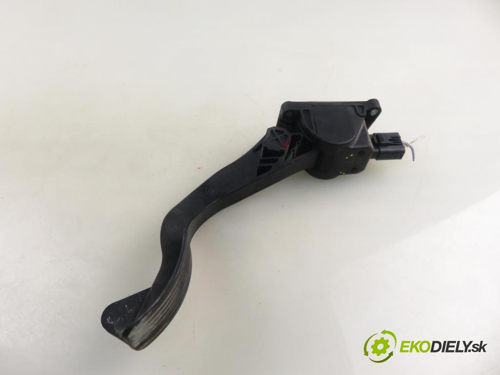 CITROEN C4 Grand Picasso I (UA_) MINIVAN 2006 100,00 2.0 HDi 138 - RHJ (DW10BTED4) 1997,00 Potenciometer plynu 9654725380 ; 0280755044 (Potenciometer plynového pedálu)