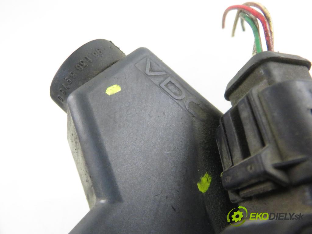 PEUGEOT 307 (3A/C) HB 2002 81,00 1.6 - NFU (TU5JP4) 1587,00 Potenciometer plynu 9643365680 (Potenciometer plynového pedálu)