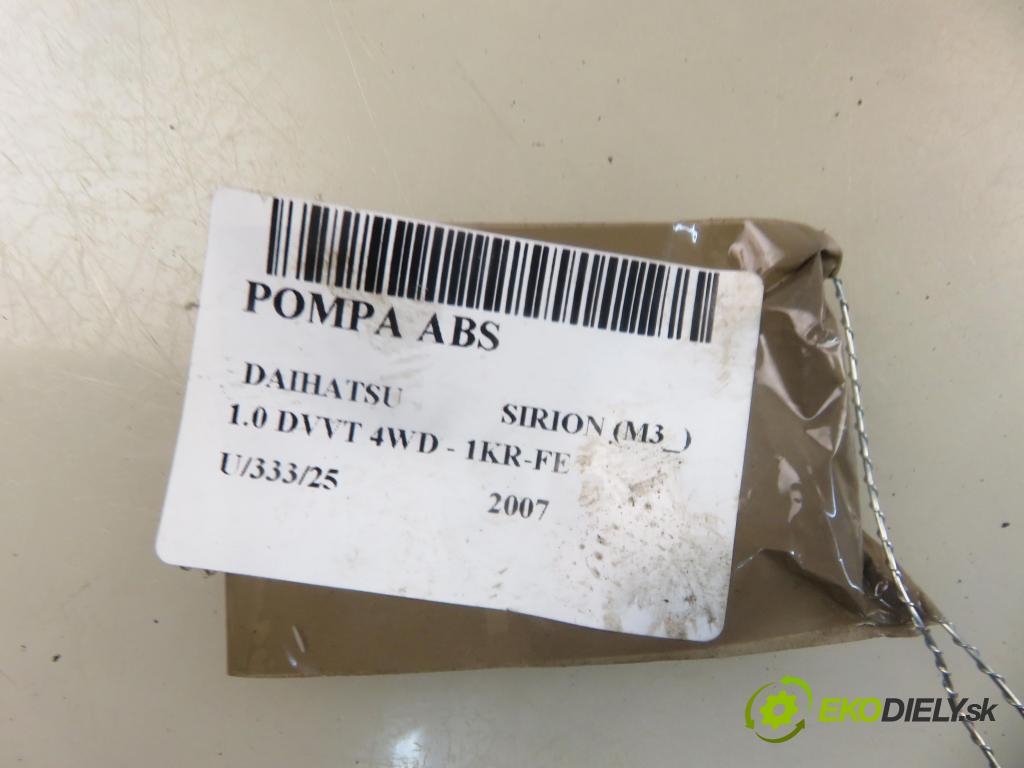 DAIHATSU SIRION (M3_) HB 2007 51,00 1.0 DVVT 4WD - 1KR-FE 998,00 Pumpa ABS 44510B1010 ; 89540B1010 ; 06210903063 (Pumpa ABS)