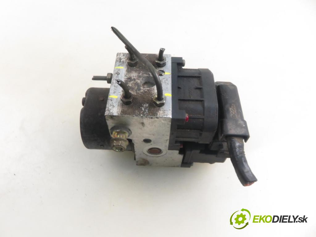 SMART CITY-COUPE (450) HB 1999 40,00 0.6 R3 55 - M 160 E6AL B03 599,00 Pumpa ABS 0273004235 ; 0004765V005 ; 0265215487 (Pumpa ABS)