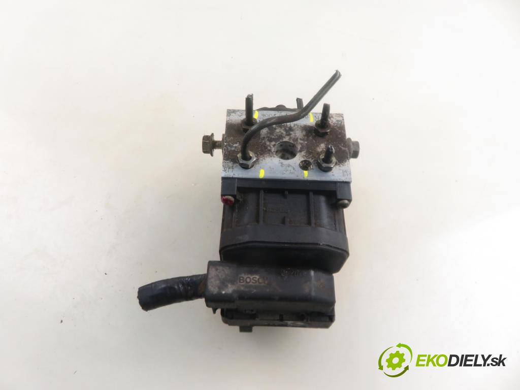SMART CITY-COUPE (450) HB 1999 40,00 0.6 R3 55 - M 160 E6AL B03 599,00 Pumpa ABS 0273004235 ; 0004765V005 ; 0265215487 (Pumpa ABS)