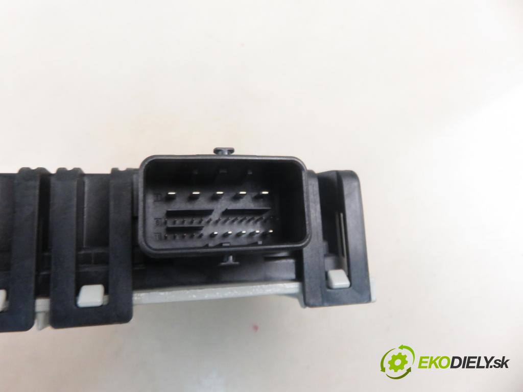 CITROEN C4 Grand Picasso I (UA_) MINIVAN 2006 100,00 2.0 HDi 138 - RHJ (DW10BTED4) 1997,00 Riadiaca jednotka Motor 9663758080