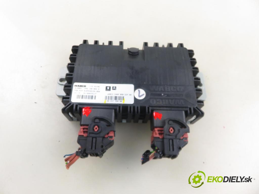 CITROEN C4 Grand Picasso I (UA_) MINIVAN 2006 100,00 2.0 HDi 138 - RHJ (DW10BTED4) 1997,00 Riadiaca jednotka Motor 9663758080
