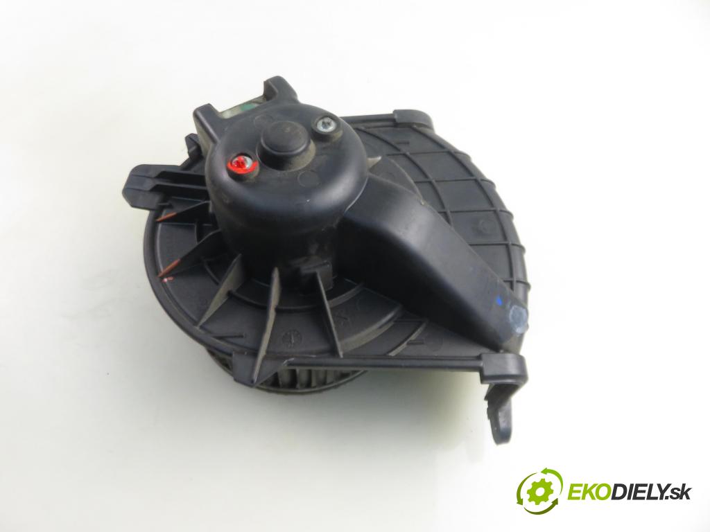 RENAULT MASTER III Platforma / podwozie (EV, HV, UV) KABINA/PLATFORMA 2012 107,00 2.3 dCi 145 FWD (EV0E, EV0F, HV0E, HV0F, UV0E, UV0 2298,00 Ventilátor vetráku 5F2130100