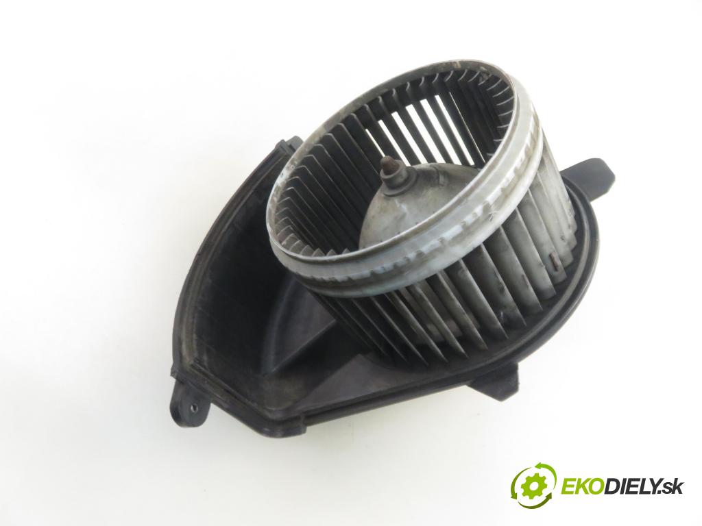 RENAULT MASTER III Platforma / podwozie (EV, HV, UV) KABINA/PLATFORMA 2012 107,00 2.3 dCi 145 FWD (EV0E, EV0F, HV0E, HV0F, UV0E, UV0 2298,00 Ventilátor vetráku 5F2130100