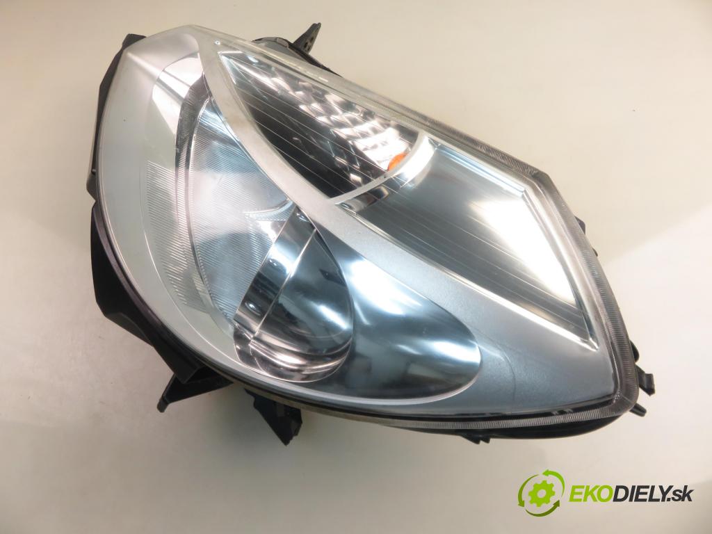 RENAULT CLIO III (BR0/1, CR0/1) HB 2006 55,00 1.2 16V 75 - D4F 740 1149,00 Svetlo LP 12091910