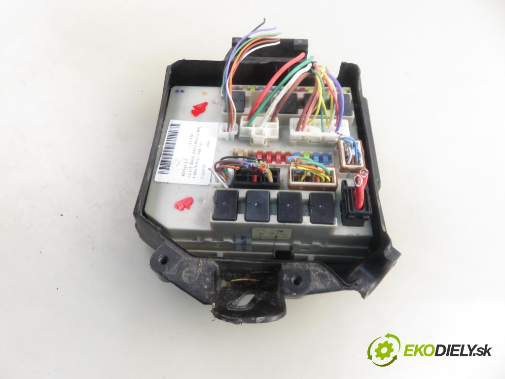 RENAULT CLIO III (BR0/1, CR0/1) HB 2006 55,00 1.2 16V 75 - D4F 740 1149,00 MODUL BSI 356231D