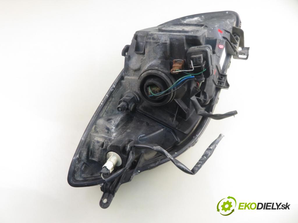 TOYOTA YARIS (_P9_) HB 2005 51,00 1.0 VVT-i (KSP90_) - 1KR-FE 998,00 Svetlo PP