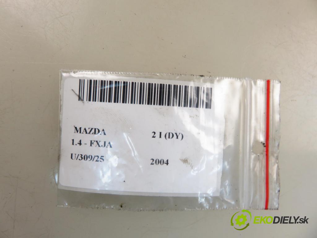 MAZDA 2 (DY) HB 2004 59,00 1.4 - FXJA 1388,00 Motorček stieračov