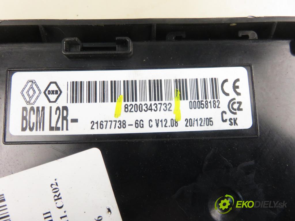 RENAULT CLIO III (BR0/1, CR0/1) HB 2006 55,00 1.2 16V 75 - D4F 740 1149,00 MODUL BSI 8200343732