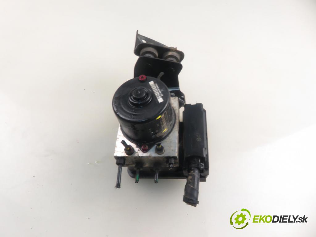 VW POLO (9N_) HB 2003 55,00 1.4 TDI - BAY 1422,00 Pumpa ABS 6Q0907379L ; 10096003323 ; 10020600714 (Pumpa ABS)