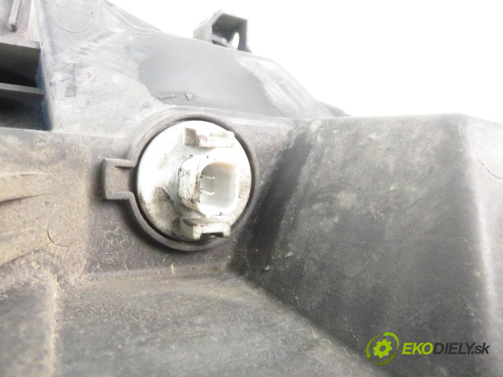 HONDA FR-V (BE) MINIVAN 2005 103,00 2.2 i CTDi 140 - N22A1 2204,00 Svetlo PP