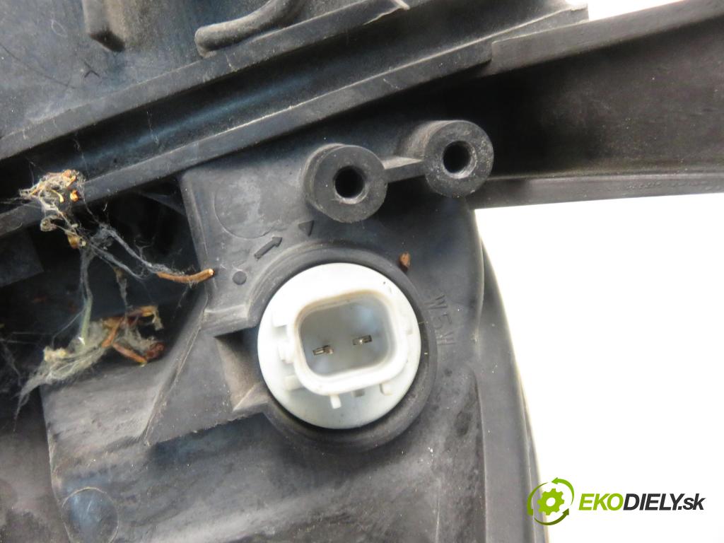 HONDA FR-V (BE) MINIVAN 2005 103,00 2.2 i CTDi 140 - N22A1 2204,00 Svetlo PP