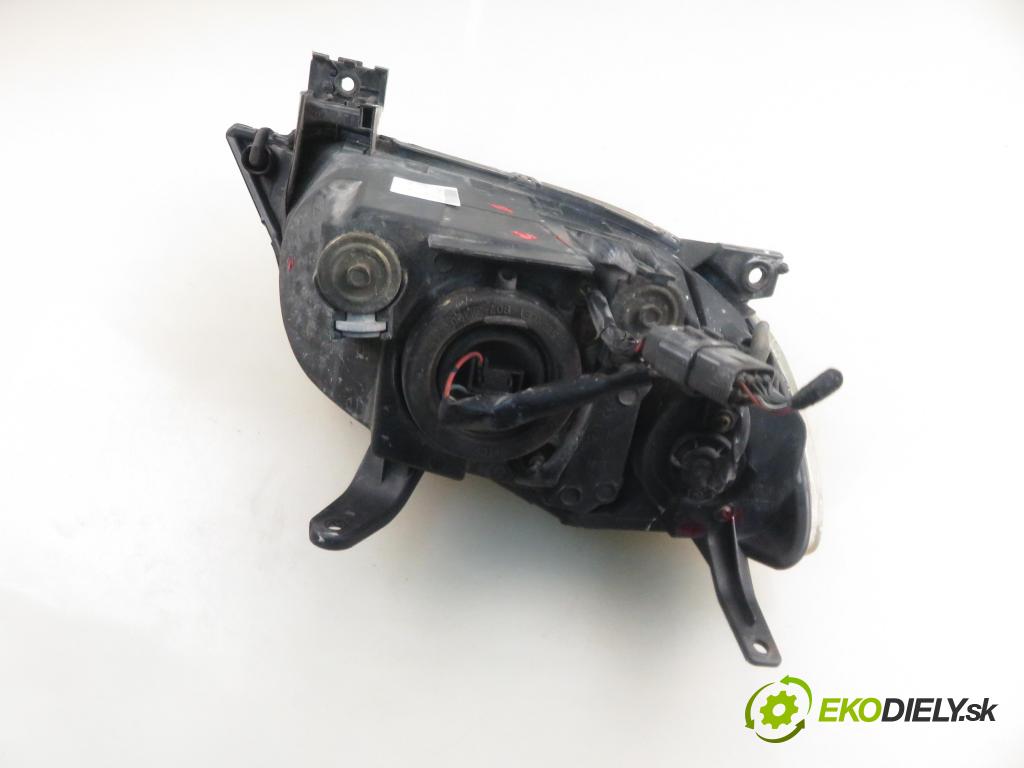 MAZDA 2 (DY) HB 2004 59,00 1.4 - FXJA 1388,00 Svetlo LP 3M7113W030AF