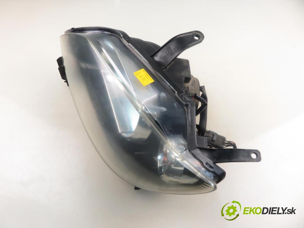 MAZDA 2 (DY) HB 2004 59,00 1.4 - FXJA 1388,00 Svetlo LP 3M7113W030AF