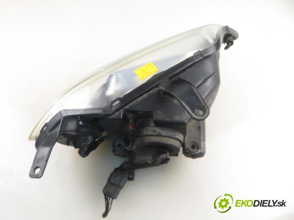 MAZDA 2 (DY) HB 2004 59,00 1.4 - FXJA 1388,00 Svetlo LP 3M7113W030AF