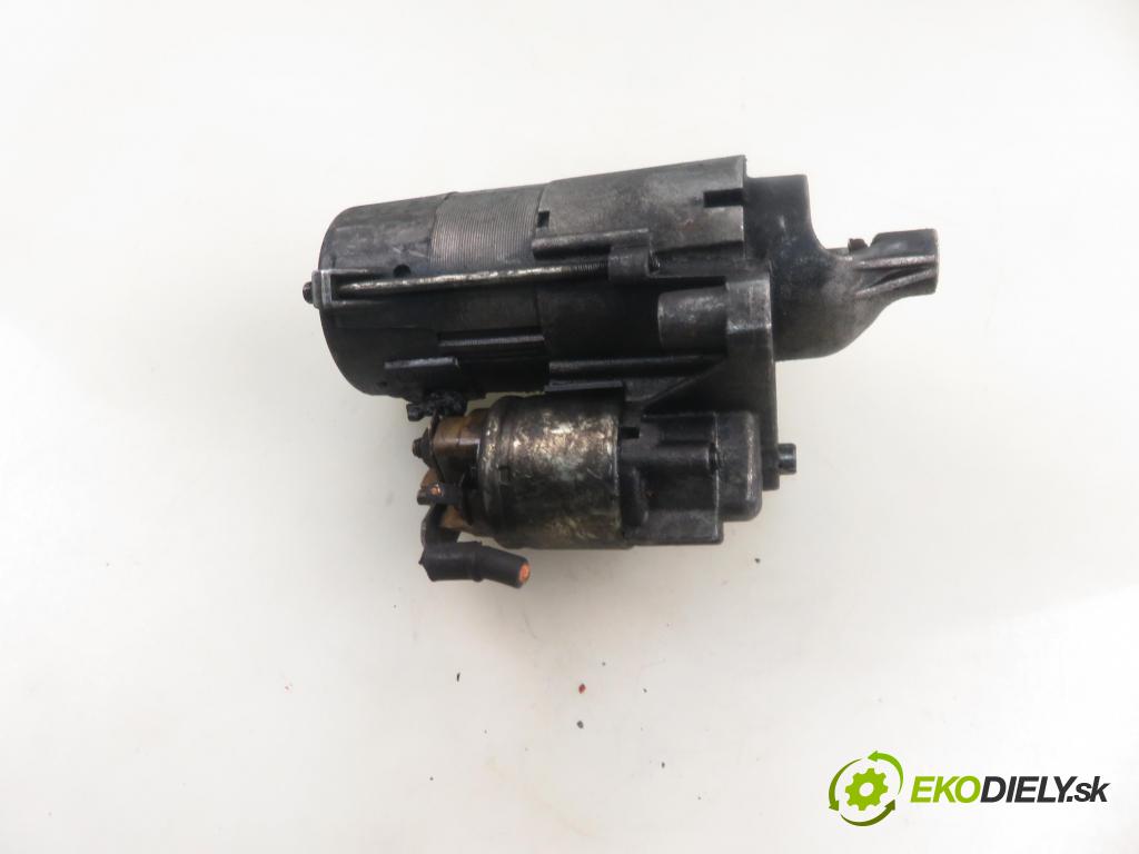 PEUGEOT EXPERT Skrzynia (VF3A_, VF3U_, VF3X_) FURGON 2010 66,00 1.6 HDi 90 16V - 9HU (DV6UTED4) 1560,00 Štartér 9645100680 ; D7G3 (Štartér)