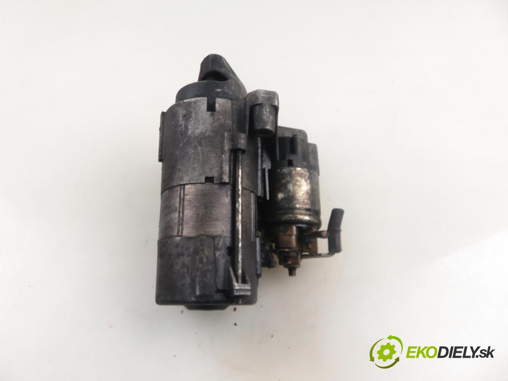 PEUGEOT EXPERT Skrzynia (VF3A_, VF3U_, VF3X_) FURGON 2010 66,00 1.6 HDi 90 16V - 9HU (DV6UTED4) 1560,00 Štartér 9645100680 ; D7G3 (Štartér)
