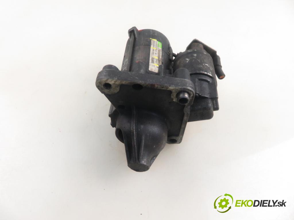 PEUGEOT EXPERT Skrzynia (VF3A_, VF3U_, VF3X_) FURGON 2010 66,00 1.6 HDi 90 16V - 9HU (DV6UTED4) 1560,00 Štartér 9645100680 ; D7G3 (Štartér)