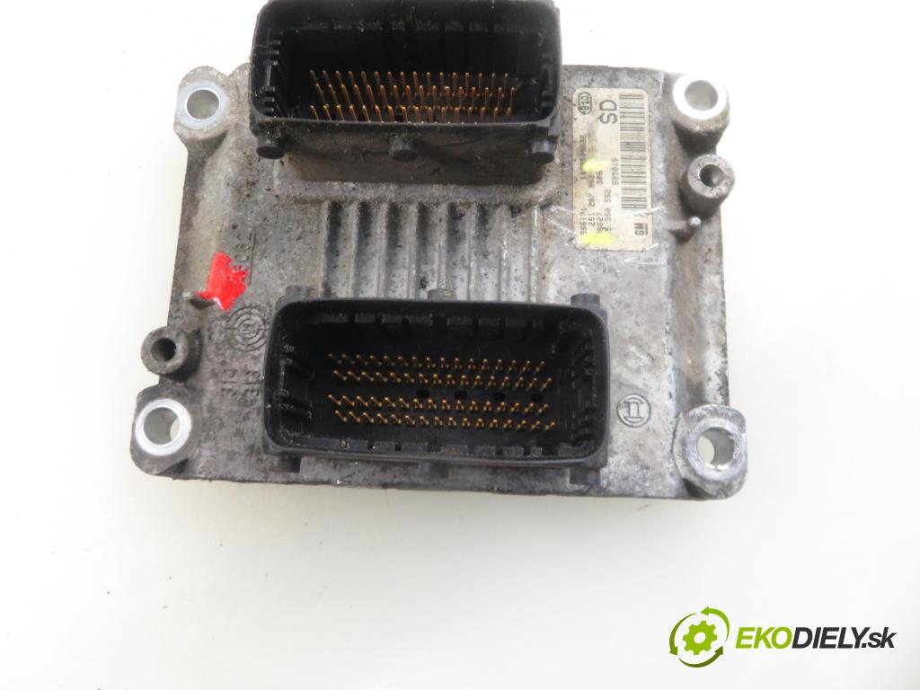 OPEL CORSA C (X01) HB 2003 55,00 1.2 16V 75 - Z 12 XE 1199,00 Riadiaca jednotka Motor 0261207962