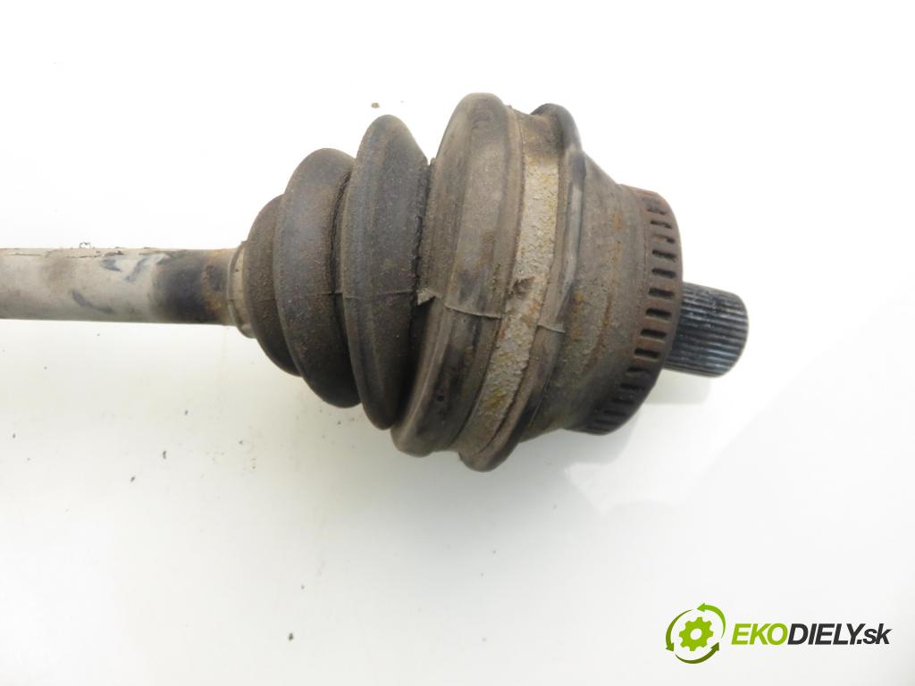 VW PASSAT B5 (3B2) SEDAN 1999 74,00 1.9 TDI - AVB 1896,00 poloos PP