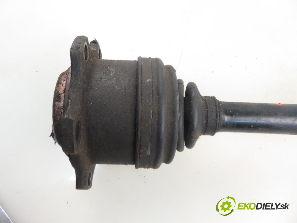 VW PASSAT B5 (3B2) SEDAN 1999 74,00 1.9 TDI - AVB 1896,00 poloos PP