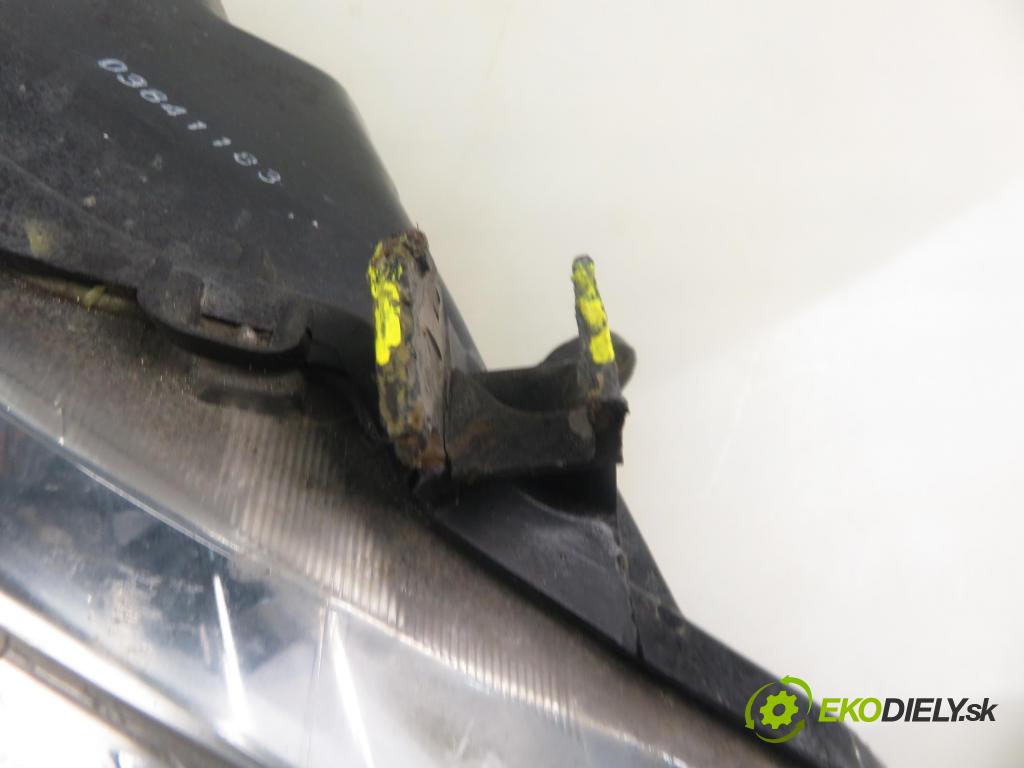 PEUGEOT 307 (3A/C) HB 2002 81,00 1.6 - NFU (TU5JP4) 1587,00 Svetlo PP