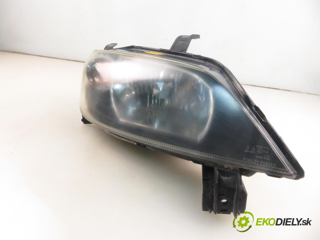 MAZDA 2 (DY) HB 2004 59,00 1.4 - FXJA 1388,00 Svetlo PP 3M7113W029AF