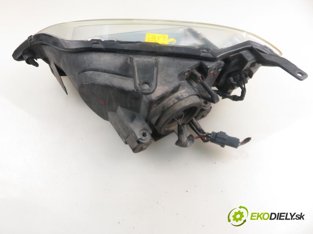 MAZDA 2 (DY) HB 2004 59,00 1.4 - FXJA 1388,00 Svetlo PP 3M7113W029AF