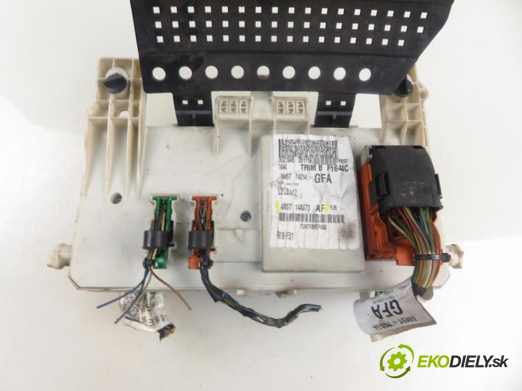 FORD FOCUS II (DA_, HCP) HB 2005 74,00 1.6 - SHDC 1596,00 MODUL BSI 4M5T14A073AF