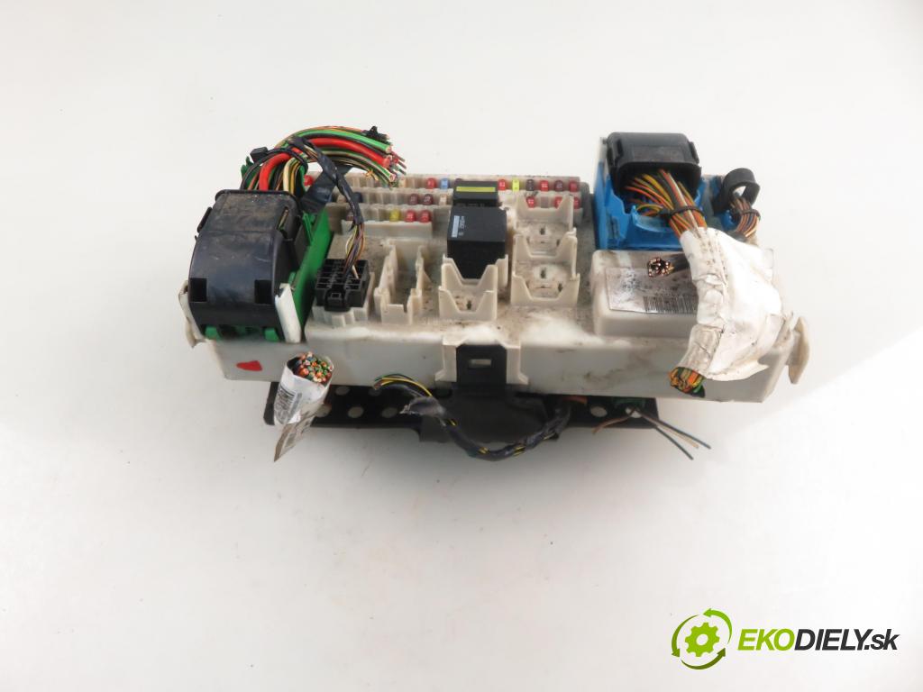 FORD FOCUS II (DA_, HCP) HB 2005 74,00 1.6 - SHDC 1596,00 MODUL BSI 4M5T14A073AF