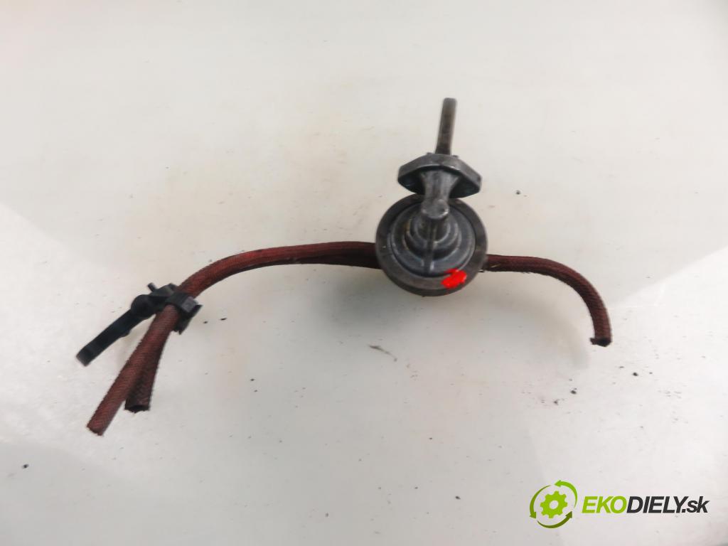 HONDA CIVIC IV sedan (ED) SEDAN 1991 66,00 1.4 L (ED2) 90 - D14A1 1396,00 pumpa paliva