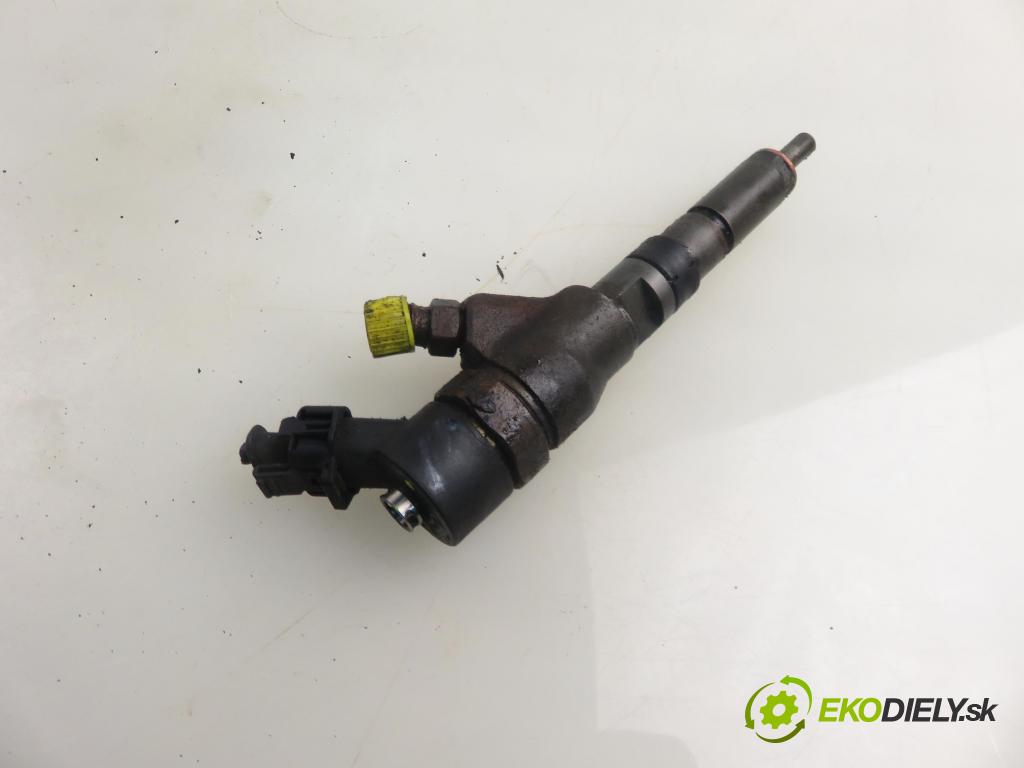 FIAT DUCATO (230_) FURGON 2002 62,00 2.0 JTD - RHV (DW10) 1997,00 vstrekovač 0445110076 (Vstrekovač paliva)