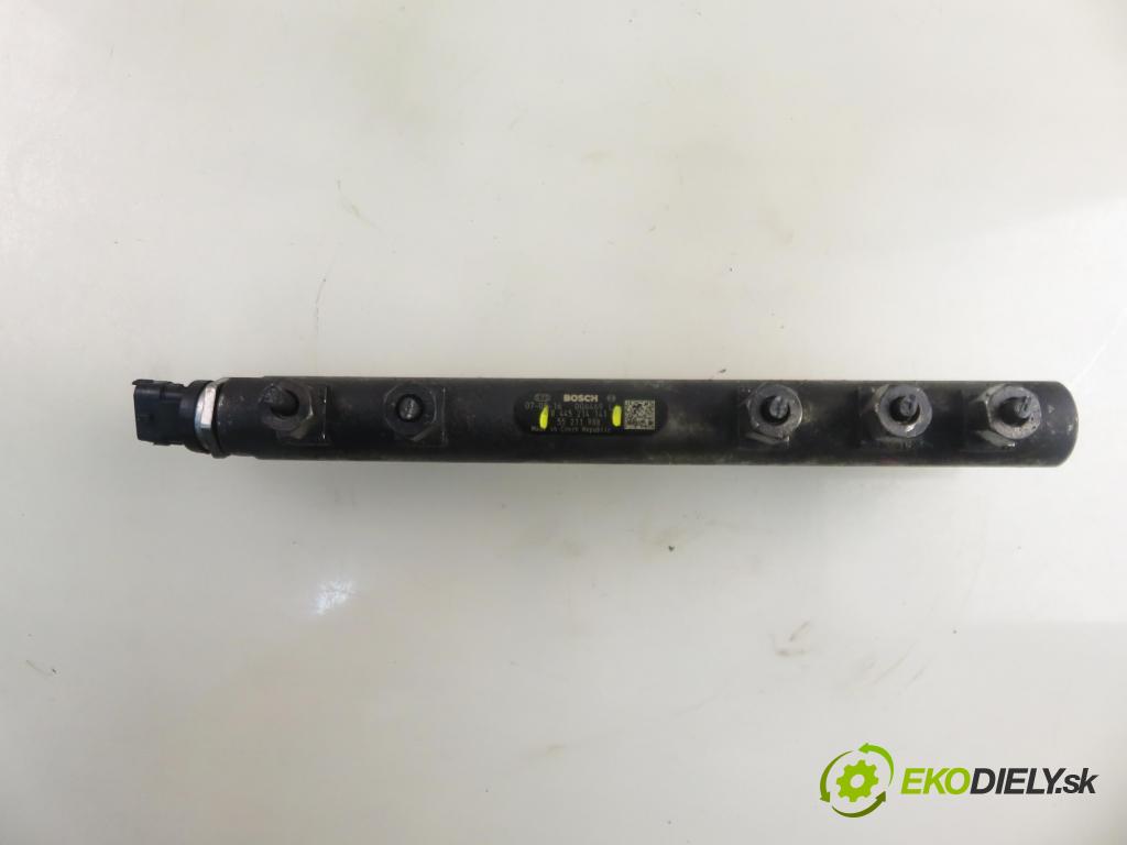 FIAT LINEA (323_) SEDAN 2007 0,00 1.3 D Multijet - 199 A2.000 1248,00 Lišta vstrekovacia 55211908 ; 0445214141 (Vstrekovacia lišta)