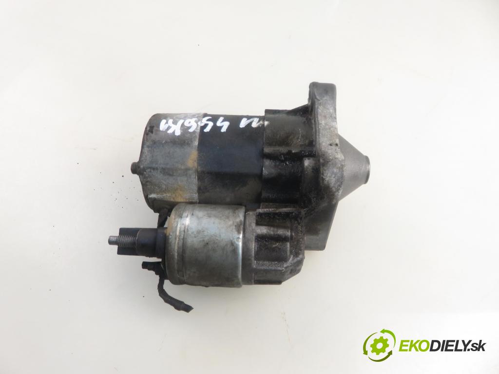RENAULT SCENIC II (JM0/1_) MINIVAN 2003 83,00 1.6 (JM0C, JM0J, JM1B) - K4M 782 1598,00 Štartér 8200266777A ; D7E47 (Štartér)
