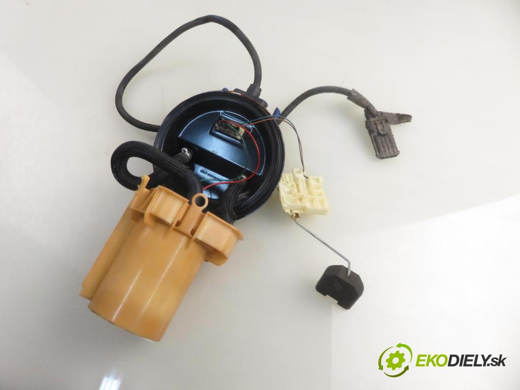 OPEL ASTRA G liftback (T98) HB 1999 66,00 1.4 16V - X 14 XE 1389,00 pumpa paliva 0580313059 ; 9157690