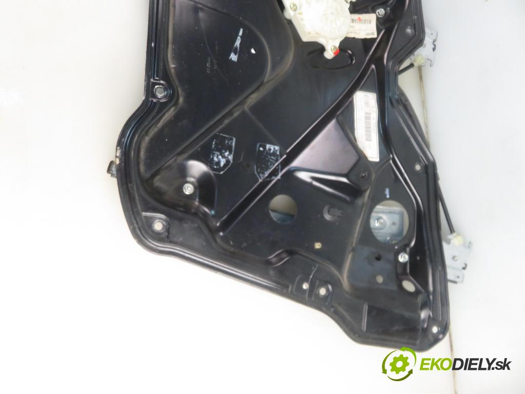 SEAT LEON (1M1) HB 2002 77,00 1.6 16 V - AZD 1598,00 mechanismus oken PPE 1C1959802A