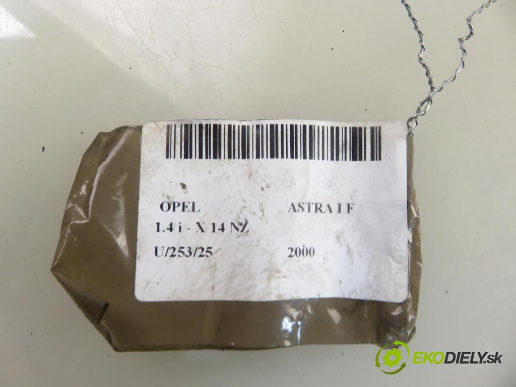 OPEL ASTRA F (T92) SEDAN 2000 44,00 1.4 i - X 14 NZ 1389,00 pumpa paliva