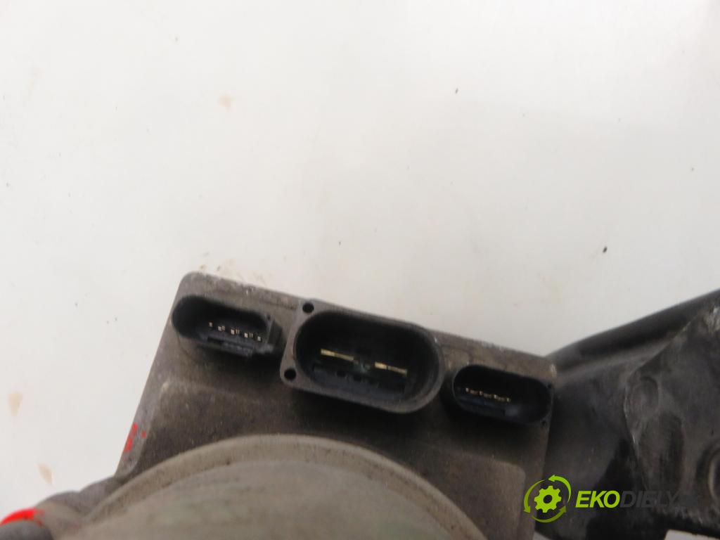 VW POLO (9N_) HB 2002 47,00 1.2 12V 64 - AZQ 1198,00 Pumpa servočerpadlo 6Q0423155AA