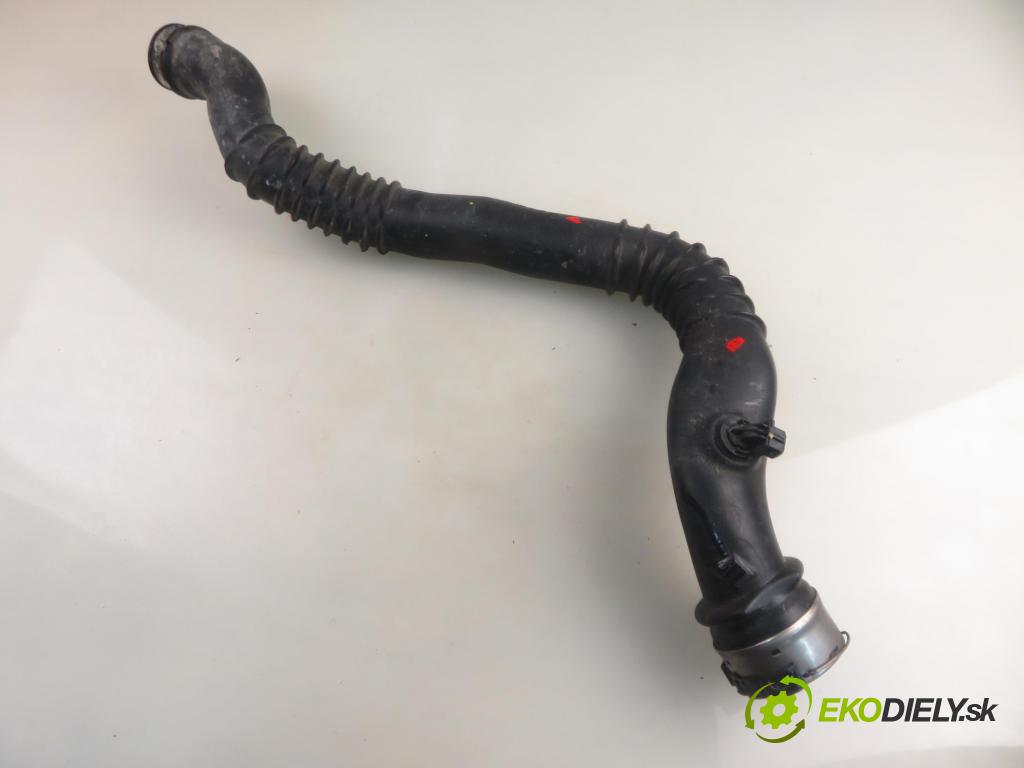 BMW X1 (E84) SUV 2010 105,00 sDrive 18 d 143 - N47 D20 C 1995,00 Rúra intercoolera turba 7797483