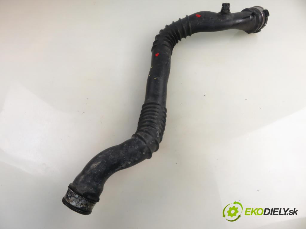 BMW X1 (E84) SUV 2010 105,00 sDrive 18 d 143 - N47 D20 C 1995,00 Rúra intercoolera turba 7797483