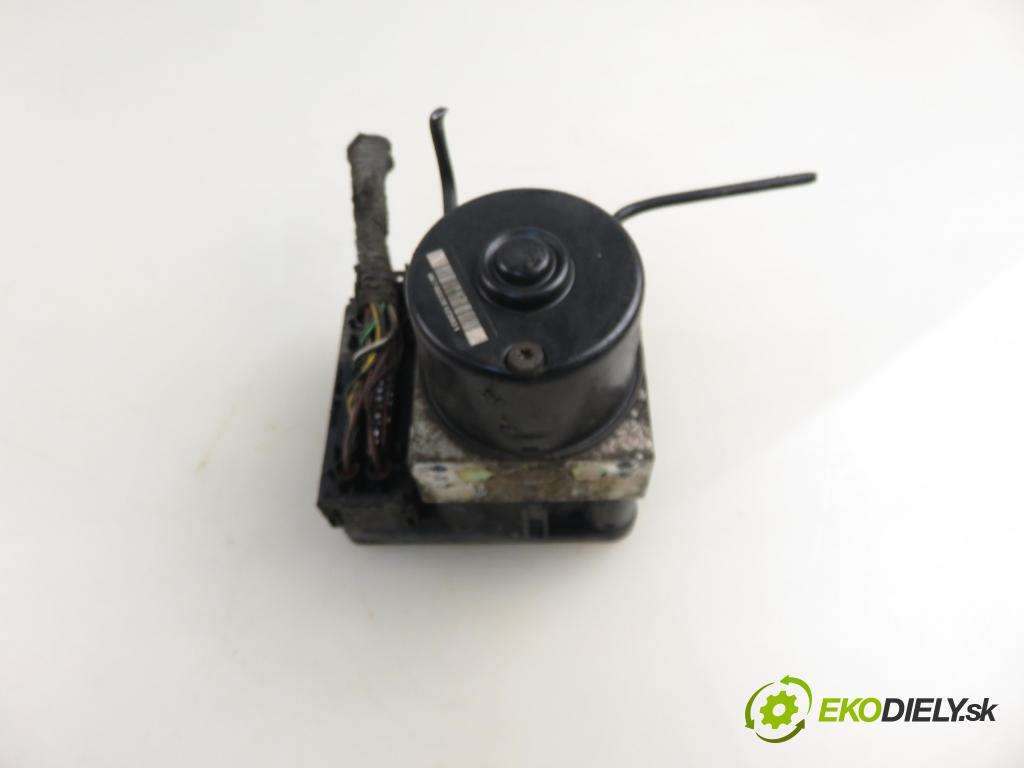 SKODA OCTAVIA I (1U2) LIFTBACK 2003 66,00 1.9 TDI 90- AGR 1896,00 Pumpa ABS 1C0907379K ; 10096003163 (Pumpa ABS)