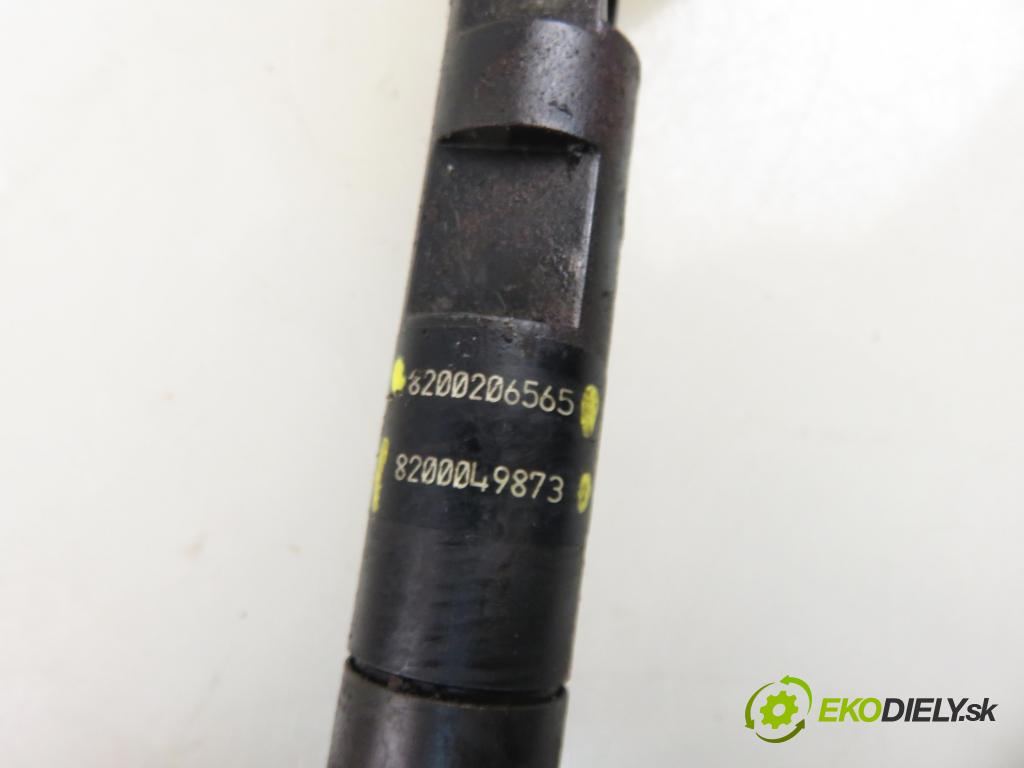 RENAULT CLIO II (BB_, CB_) HB 2006 50,00 1.5 dCi 68 - K9K 714 1461,00 vstrekovač EJBR01801Z ; 8200206565 ; 8200049873 (Vstrekovač paliva)