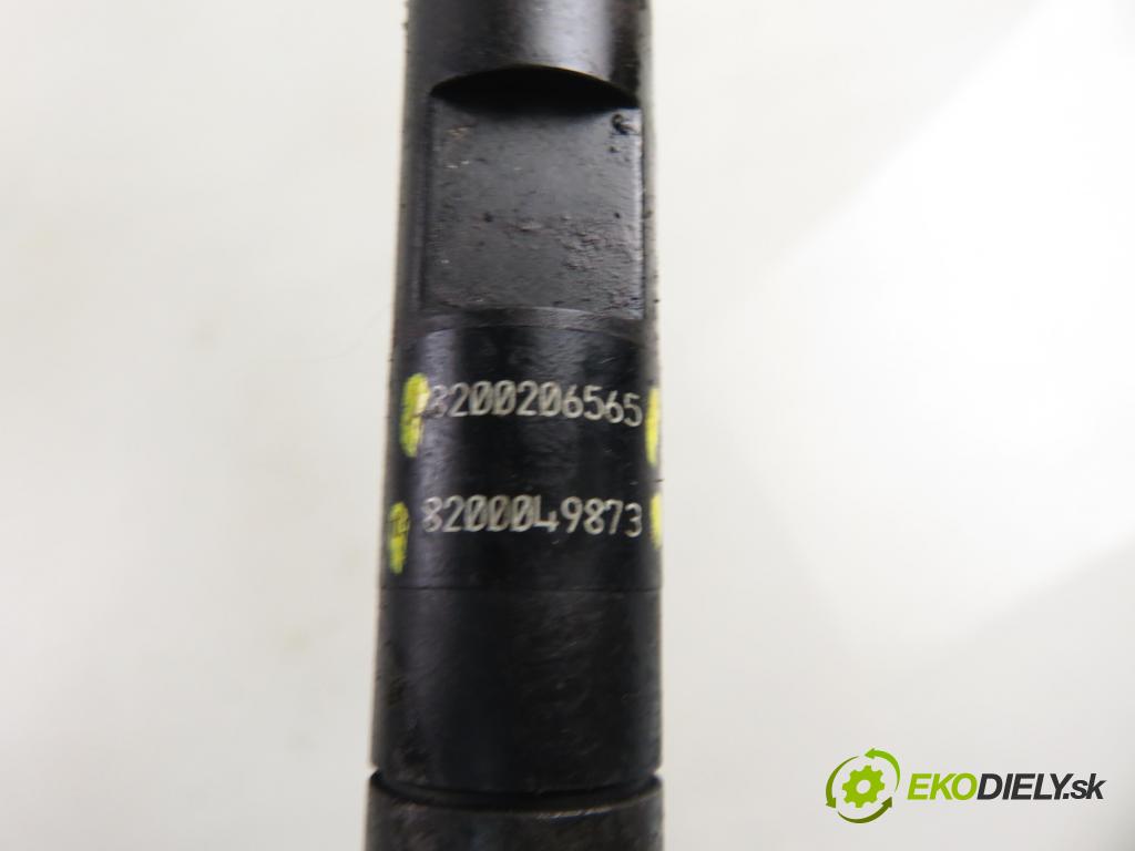 RENAULT CLIO II (BB_, CB_) HB 2006 50,00 1.5 dCi 68 - K9K 714 1461,00 vstrekovač EJBR01801Z ; 8200206565 ; 8200049873 (Vstrekovač paliva)