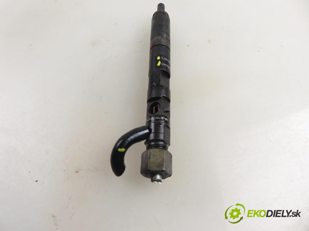 RENAULT CLIO II (BB_, CB_) HB 2006 50,00 1.5 dCi 68 - K9K 714 1461,00 vstrekovač EJBR01801Z ; 8200206565 ; 8200049873 (Vstrekovač paliva)