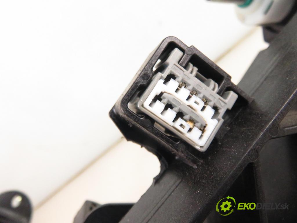 FORD GALAXY III (CK) MINIVAN 2015 110,00 2.0 TDCi 4x4 - T7CI 1997,00 ZVEDÁK: E1GR7C453CKB ; E1GR7P002CB