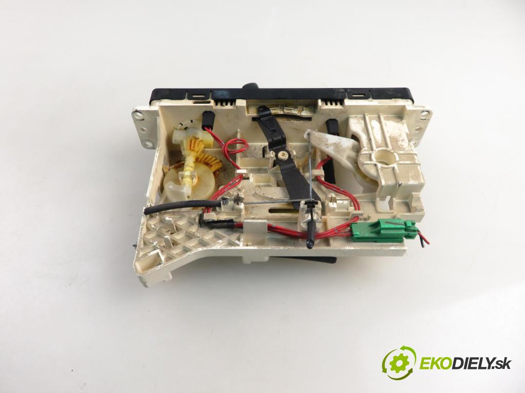 OPEL FRONTERA B (6B_) TERENOWY 2001 85,00 2.2 DTI (6B_ZC, 6B_VF, 6B_66, 6B_76) - X 22 DTH 2171,00 Panel kúrenia KLIMATIZACE: 4362900127
