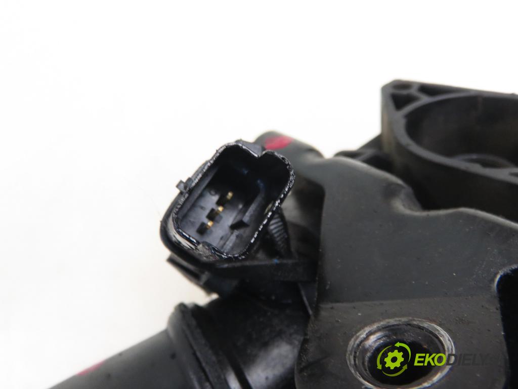 FORD FOCUS II (DA_, HCP) HB 2005 80,00 1.6 TDCi 109 - G8DA 1560,00 Škrtiaca klapka 9643836980 ; 25344296 (Škrtiaca klapka)