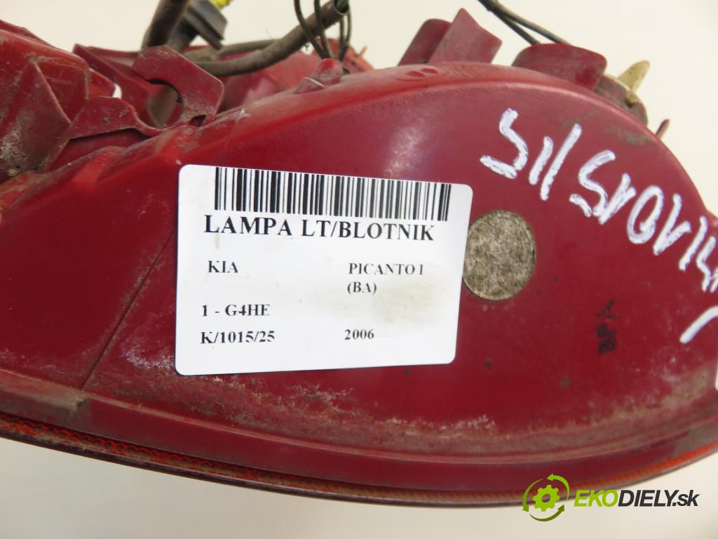 KIA PICANTO (BA) HB 2006 45,00 1.0 12V 61 - G4HE 999,00 světlo levé zadní